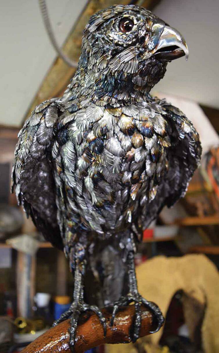 全球钣金新闻-金属制造狂：焊工制作动物的金属钣金-开云手机登录界面-开云online(中国)